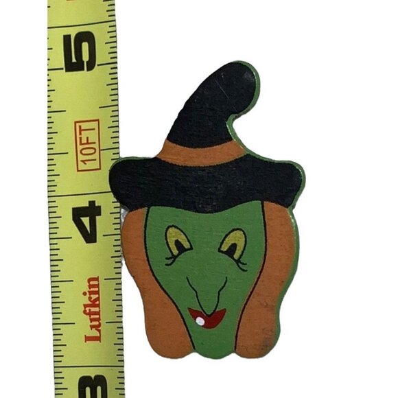 Halloween Lapel Pin  Wooden Green Witch Face - Picture 4 of 7